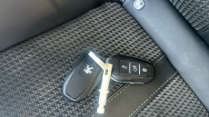 Peugeot 208 1.2 PureTech 100 GT 5dr Petrol Hatchback